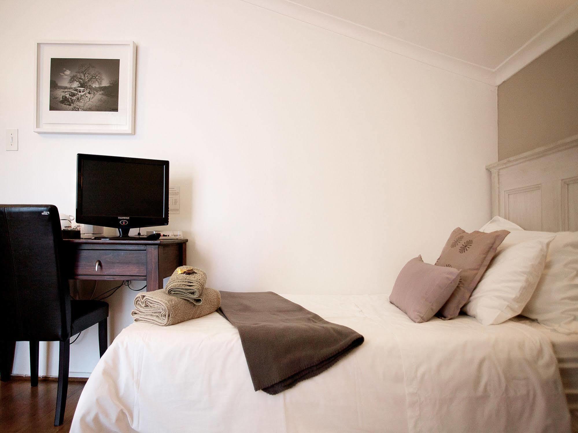 Art Gallery Guest House - Thandekayo Hout Bay Ngoại thất bức ảnh