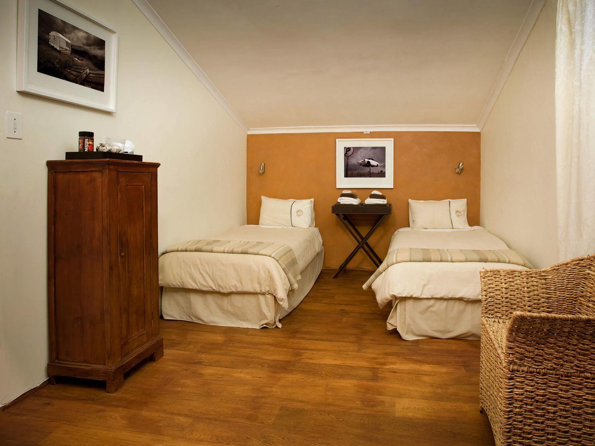 Art Gallery Guest House - Thandekayo Hout Bay Ngoại thất bức ảnh