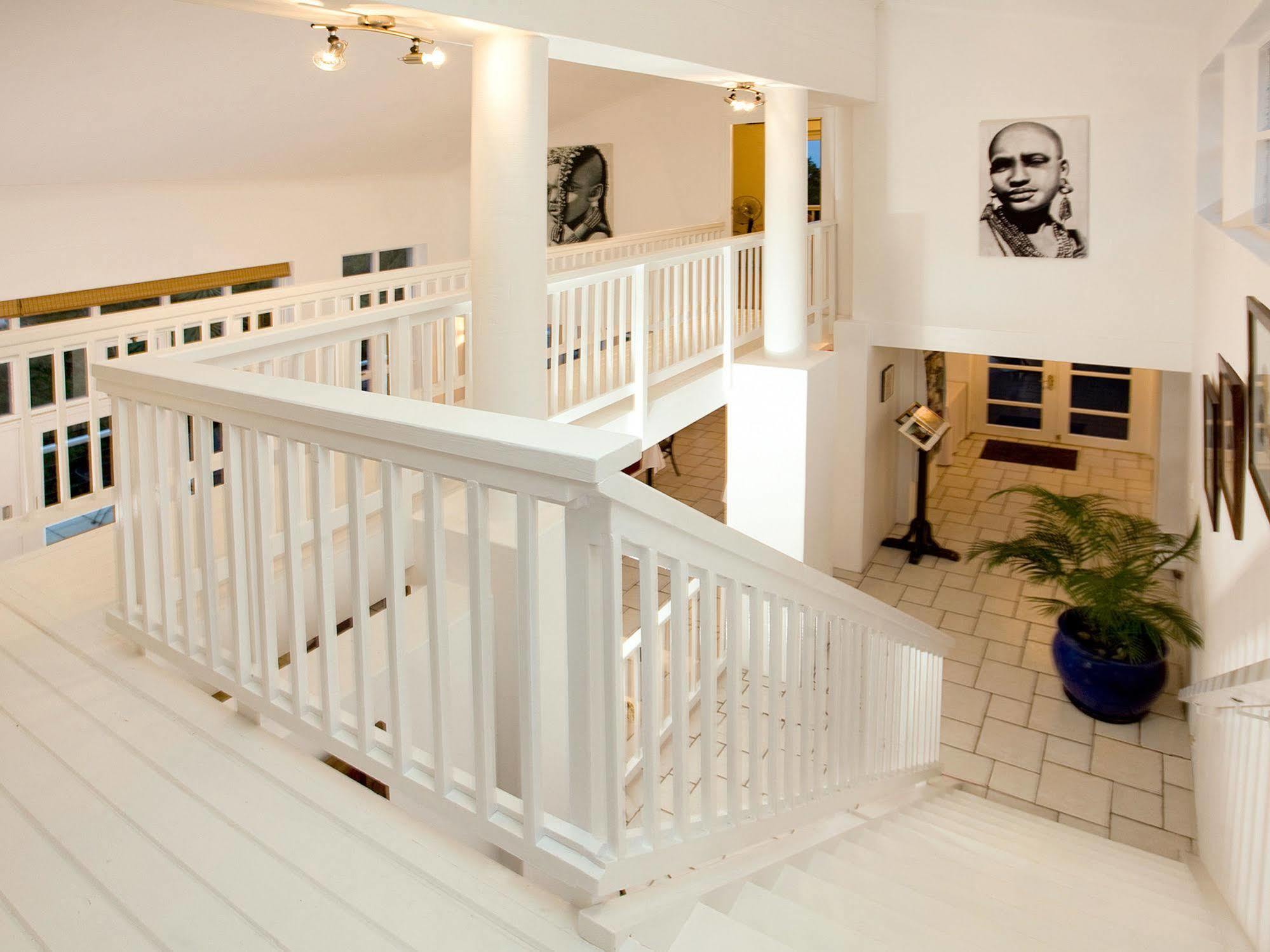 Art Gallery Guest House - Thandekayo Hout Bay Ngoại thất bức ảnh